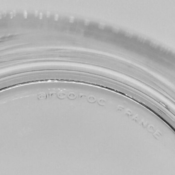 Vintage Arcoroc France, Set of Two Clear Espresso Coffee Cups, Thumbnail Pattern - Picture 8 of 9